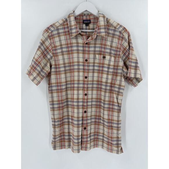 Patagonia Button Down Shirt Mens Medium Beige Red Plaid Short Sleeve 100% Cotton - Picture 1 of 16